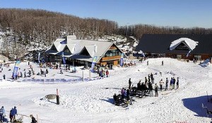 art-Lake-Mountain-Village-420x0