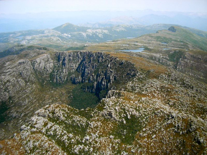 GQ1398◇Honor gathering : tasmania New 'iconic' walk with private huts planned for Tasmania's Tyndall