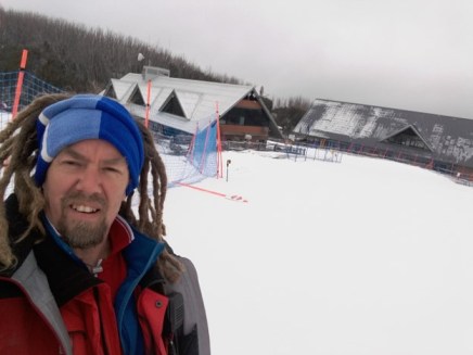 989660A075FB41A5B1D57250B8F7C441